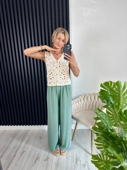 Spodnie RUSSELL khaki i kamizelka VEST