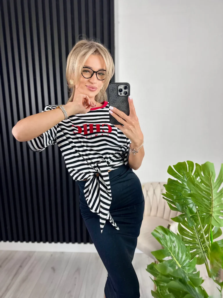 T-shirt CHIC 95% wiskoza w czarno-białe paski 
